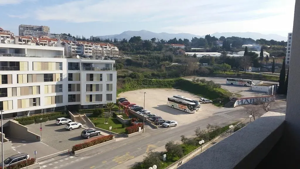 Zagreb Hotel 2*, Split